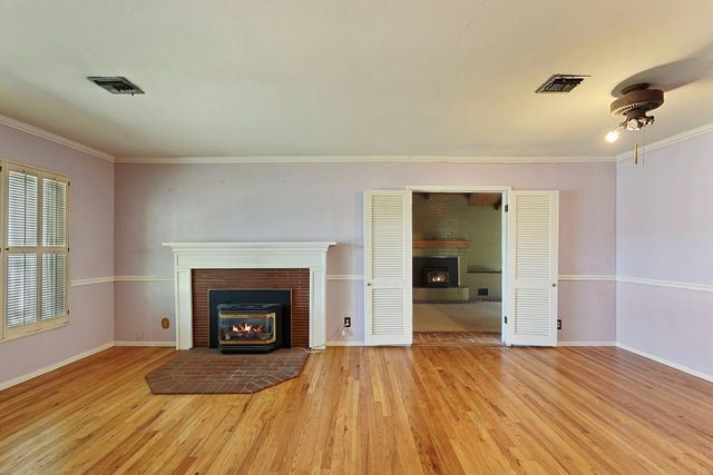 3805 Bonnie Ln, Stockton, CA 95204
