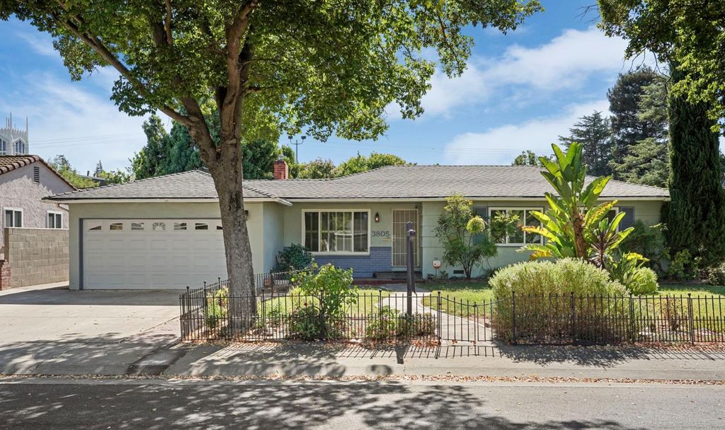 3805 Bonnie Ln, Stockton, CA 95204