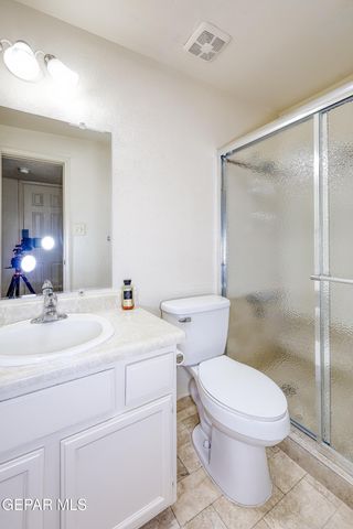10125 RACOON Drive, El Paso, TX 79924