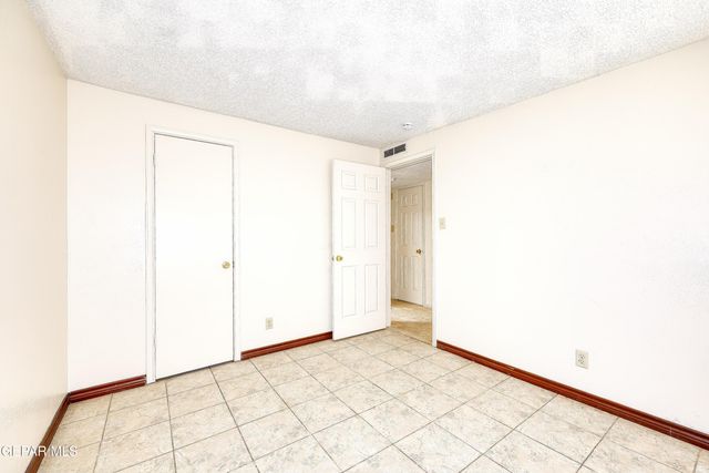 10125 RACOON Drive, El Paso, TX 79924