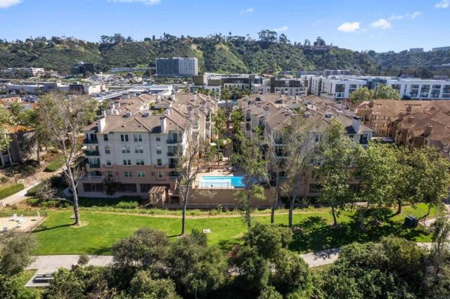 680 CAMINO DE LA REINA 2112, San Diego, CA 92108