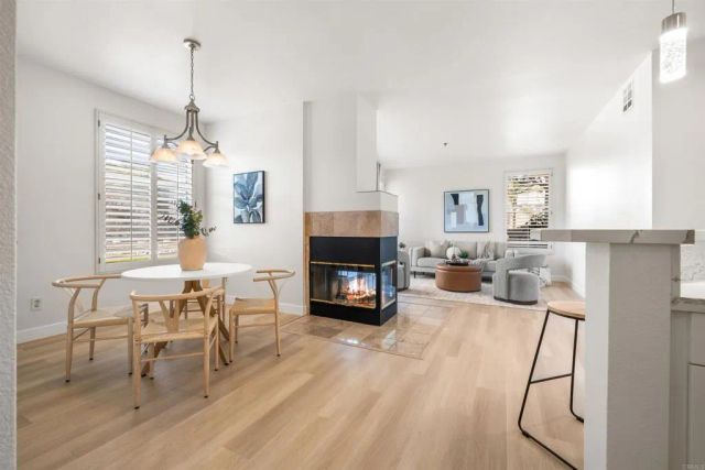 680 CAMINO DE LA REINA 2112, San Diego, CA 92108