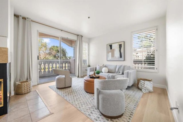 680 CAMINO DE LA REINA 2112, San Diego, CA 92108