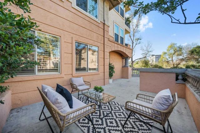 680 CAMINO DE LA REINA 2112, San Diego, CA 92108