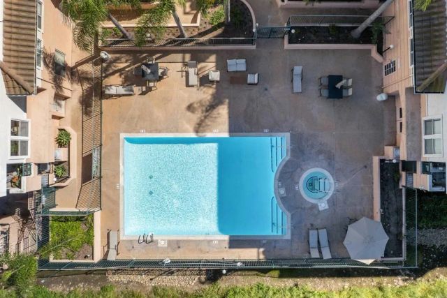 680 CAMINO DE LA REINA 2112, San Diego, CA 92108