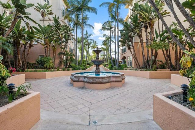 680 CAMINO DE LA REINA 2112, San Diego, CA 92108