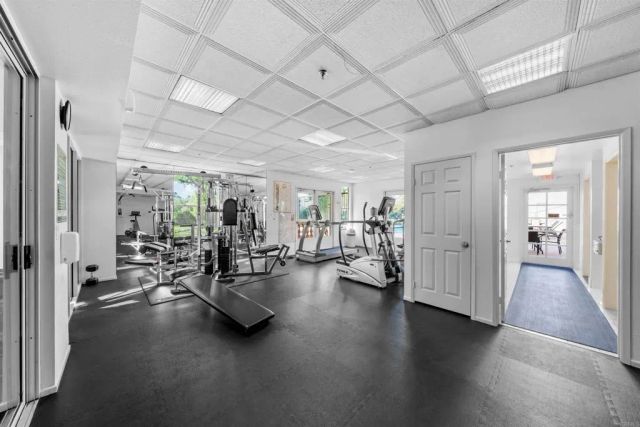 680 CAMINO DE LA REINA 2112, San Diego, CA 92108