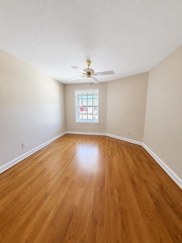 10613 Braes Bend Drive 10613C, Houston, TX 77071