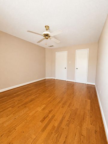 10613 Braes Bend Drive 10613C, Houston, TX 77071