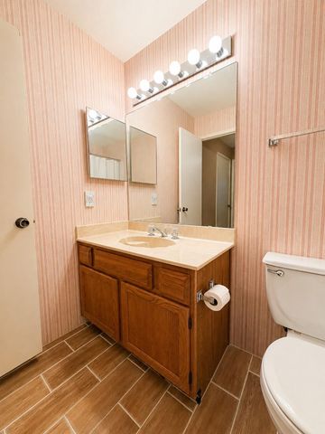 10613 Braes Bend Drive 10613C, Houston, TX 77071