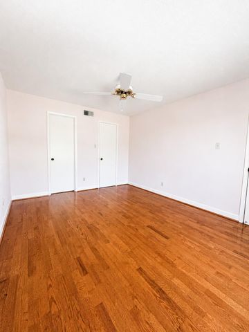 10613 Braes Bend Drive 10613C, Houston, TX 77071