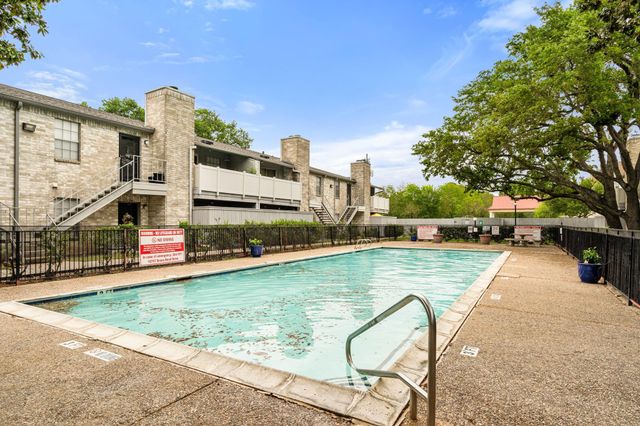 10613 Braes Bend Drive 10613C, Houston, TX 77071