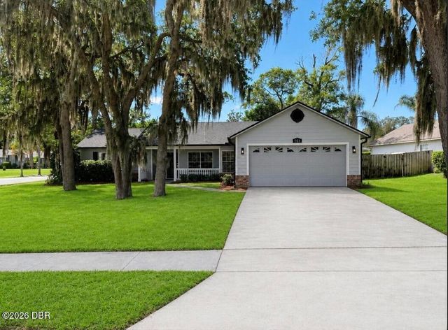 561 Astoria Drive, Deland, FL 32724