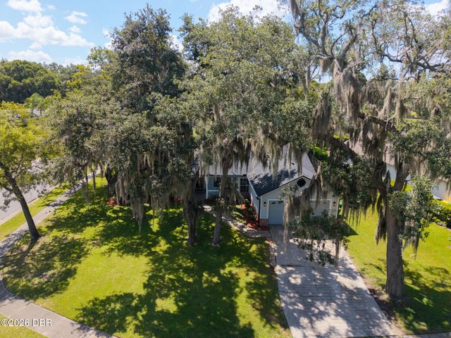 561 Astoria Drive, Deland, FL 32724
