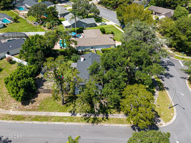 561 Astoria Drive, Deland, FL 32724
