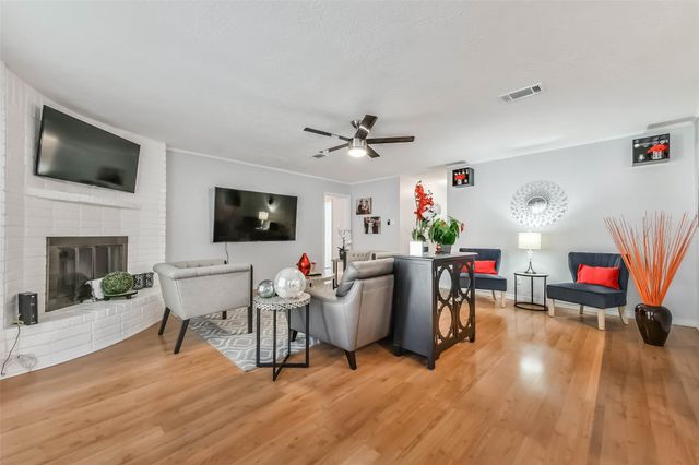 3205 Brookhurst Lane, Deer Park, TX 77536