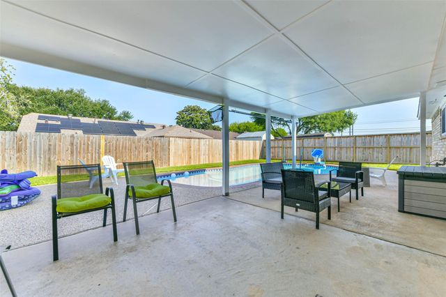 3205 Brookhurst Lane, Deer Park, TX 77536