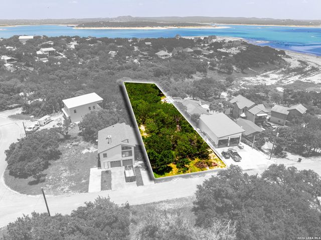 1216 Lakebreeze, Canyon Lake, TX 78133