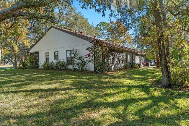 2129 POINT O WOODS COURT, Spring Hill, FL 34606