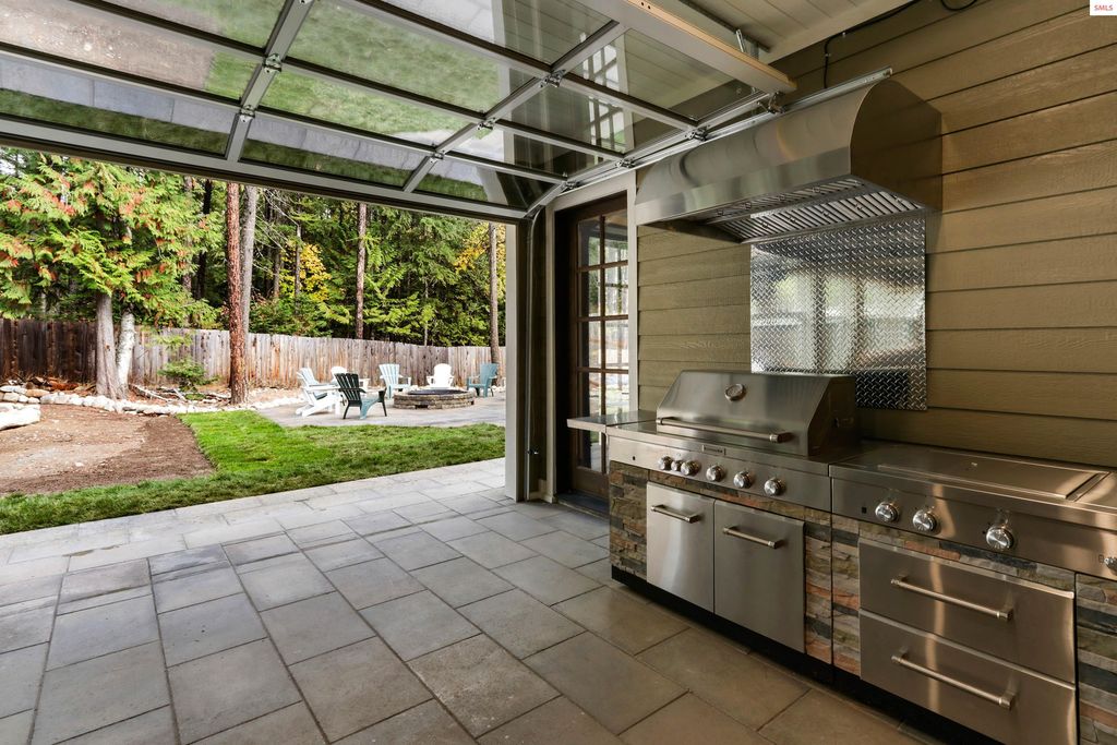 399 Forest Knolls Drive, Sandpoint, ID 83864 photo 22