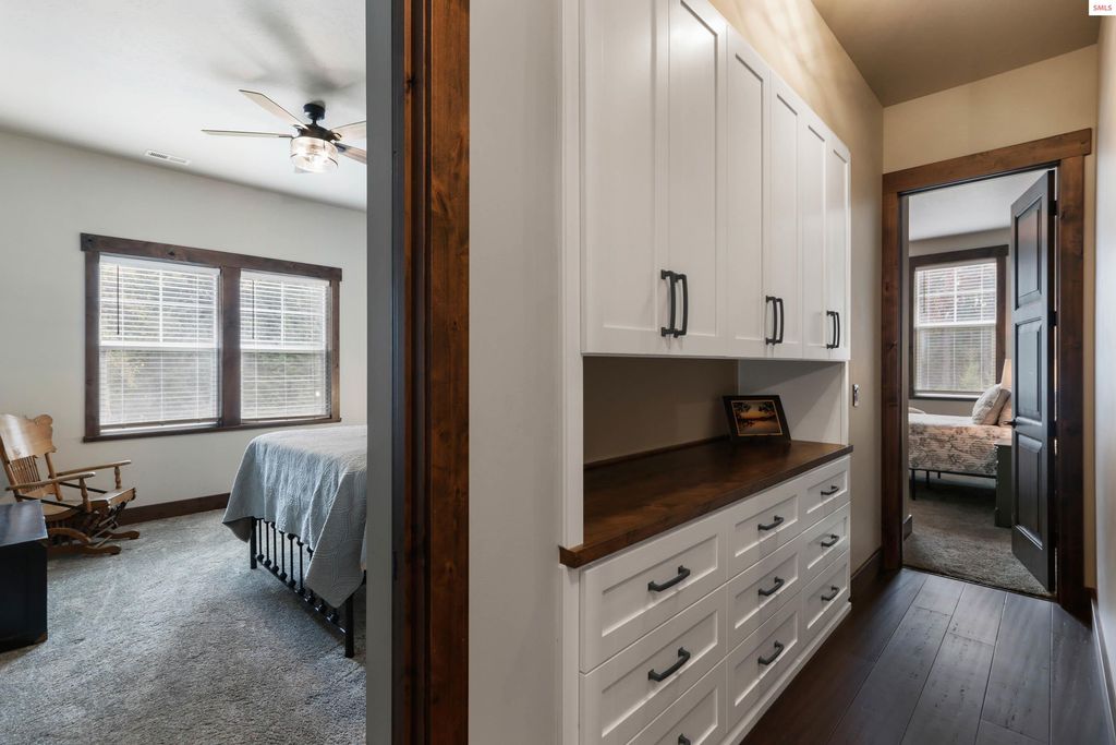 399 Forest Knolls Drive, Sandpoint, ID 83864 photo 35