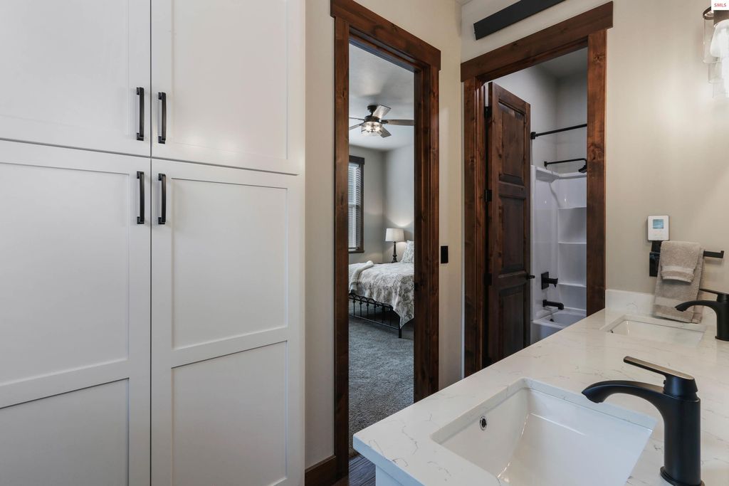 399 Forest Knolls Drive, Sandpoint, ID 83864 photo 38