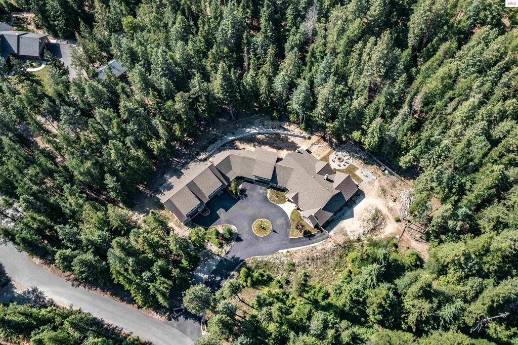 399 Forest Knolls Drive, Sandpoint, ID 83864 photo 86