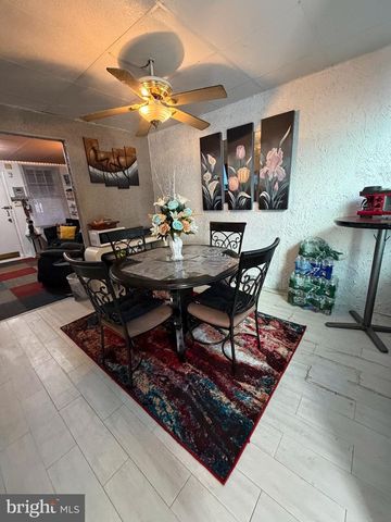 2536 S HOLBROOK ST, Philadelphia, PA 19142
