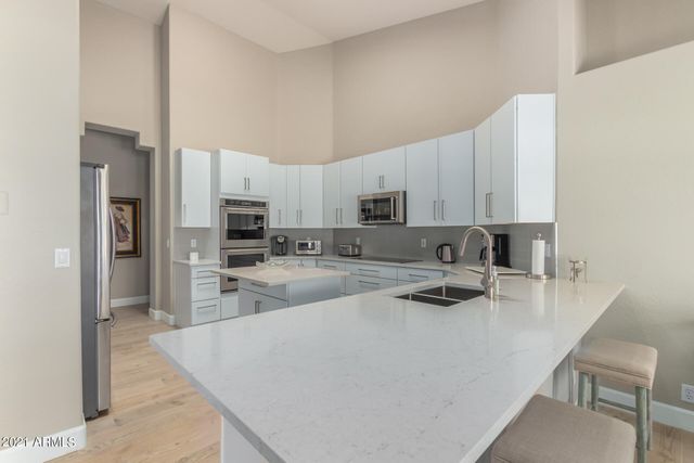 9386 E SOUTHWIND Lane, Scottsdale, AZ 85262