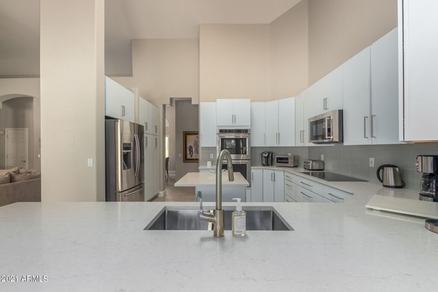 9386 E SOUTHWIND Lane, Scottsdale, AZ 85262