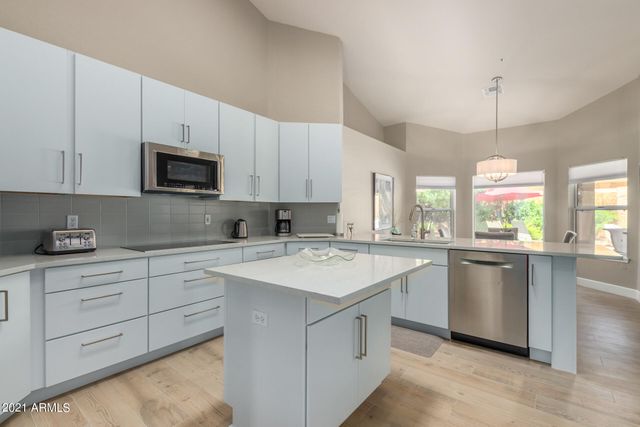 9386 E SOUTHWIND Lane, Scottsdale, AZ 85262