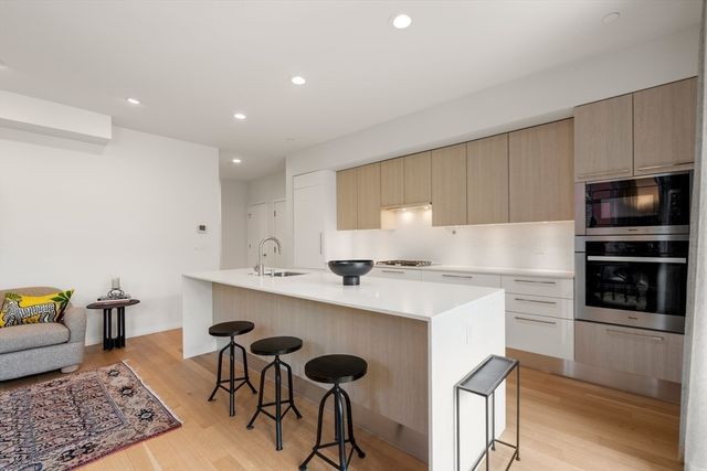 7 East Springfield Street 3B, Boston, MA 02118