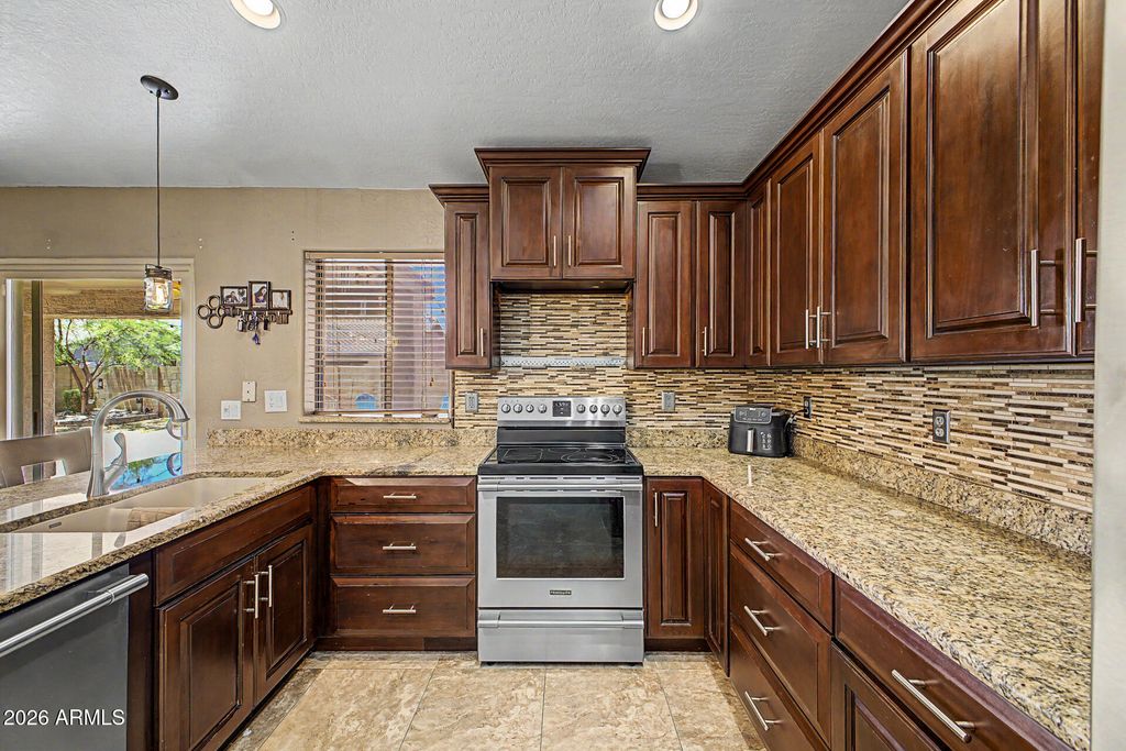 13256 W DESERT ROCK Drive, Surprise, AZ 85374 — photo 3