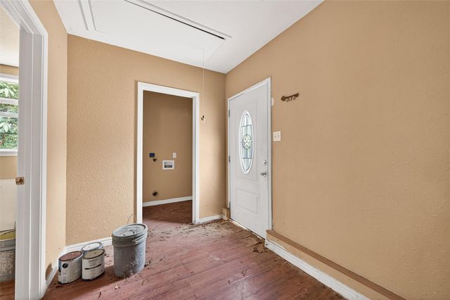 1 Shantilly Lane, Bay City, TX 77414