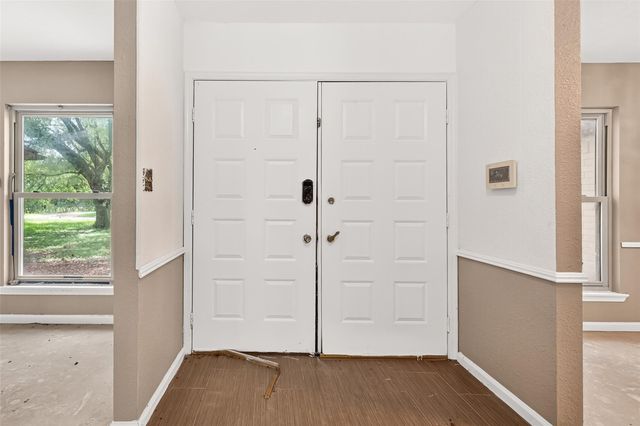 1 Shantilly Lane, Bay City, TX 77414