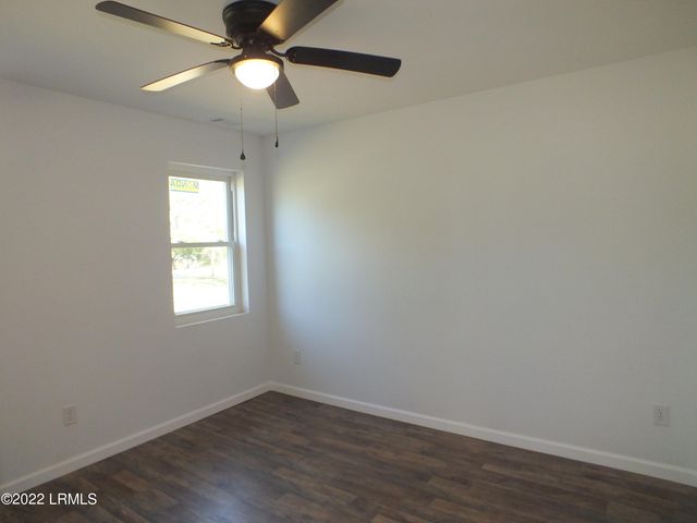 1256 Kings Highway, Yemassee, SC 29945