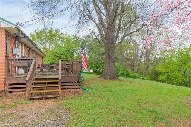 3878 NC Highway 772, Walnut Cove, NC 27052