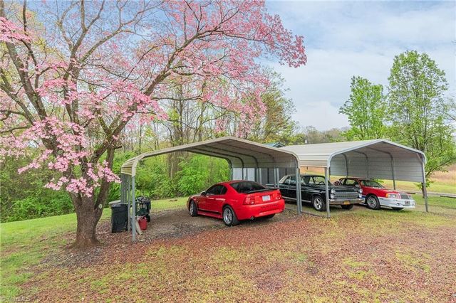 3878 NC Highway 772, Walnut Cove, NC 27052