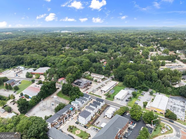 317 Clarendon Court, Gainesville, GA 30501