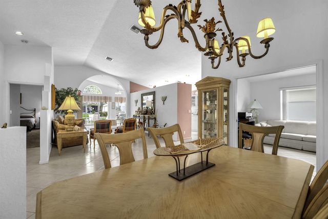 5707 Swaying Palm Lane, Boynton Beach, FL 33437