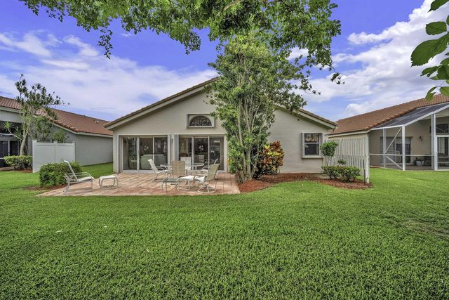 5707 Swaying Palm Lane, Boynton Beach, FL 33437
