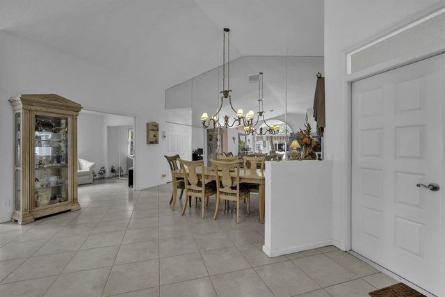 5707 Swaying Palm Lane, Boynton Beach, FL 33437