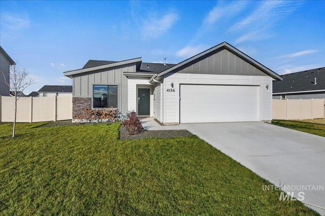 4136 E White Plains St, Nampa, ID 83686