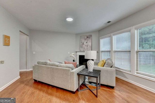 5820 Shiloh Woods Drive, Cumming, GA 30040