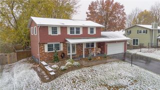 4976 Surrey Lane, Clay, NY 13088