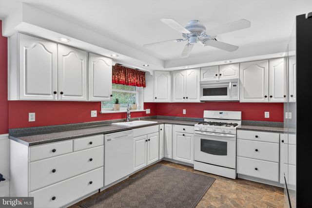 605 GROFF AVE, Elizabethtown, PA 17022
