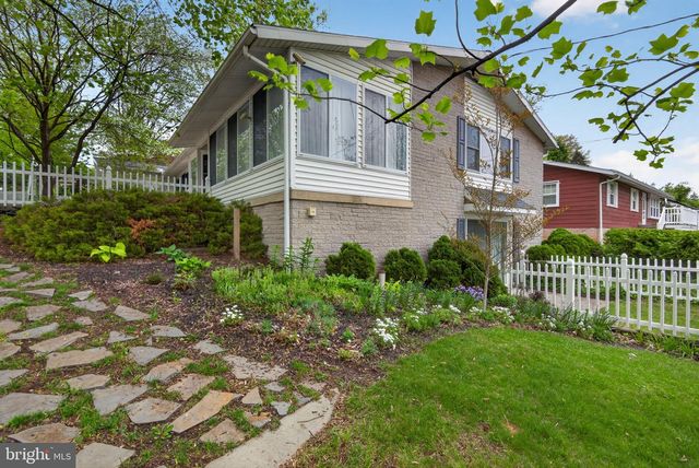 605 GROFF AVE, Elizabethtown, PA 17022