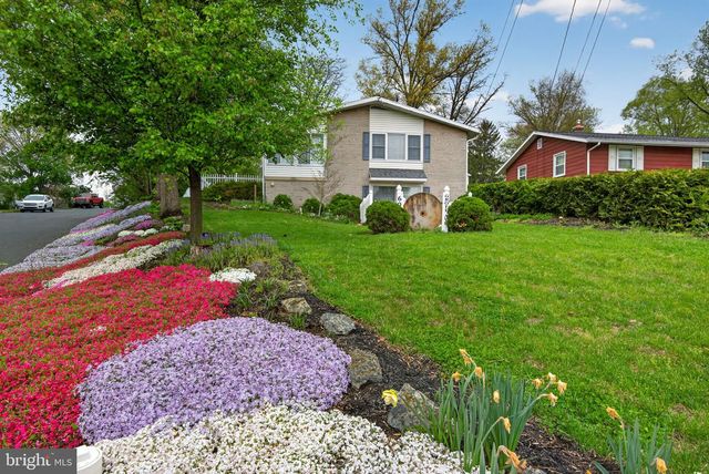 605 GROFF AVE, Elizabethtown, PA 17022