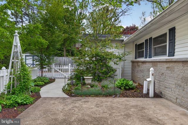605 GROFF AVE, Elizabethtown, PA 17022
