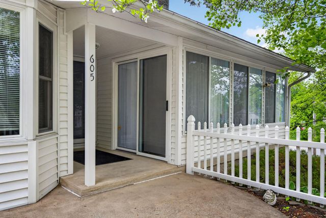 605 GROFF AVE, Elizabethtown, PA 17022